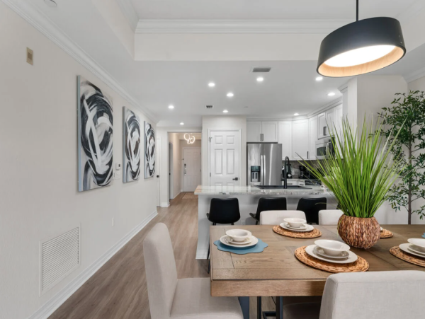 Luxurious Three-Bedroom Condo in Reunion